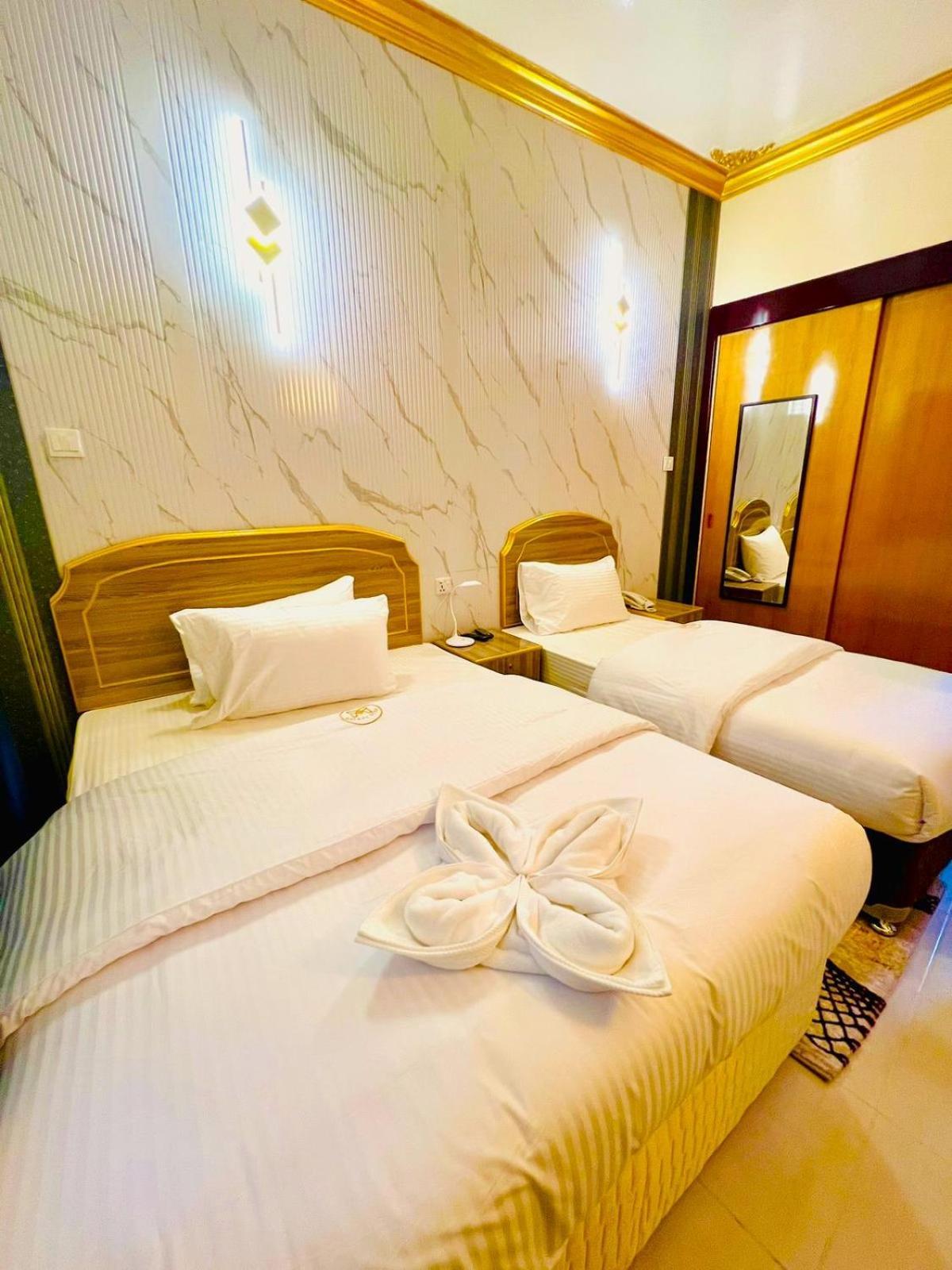 Galaxy Star Hotel Dubai Exterior photo